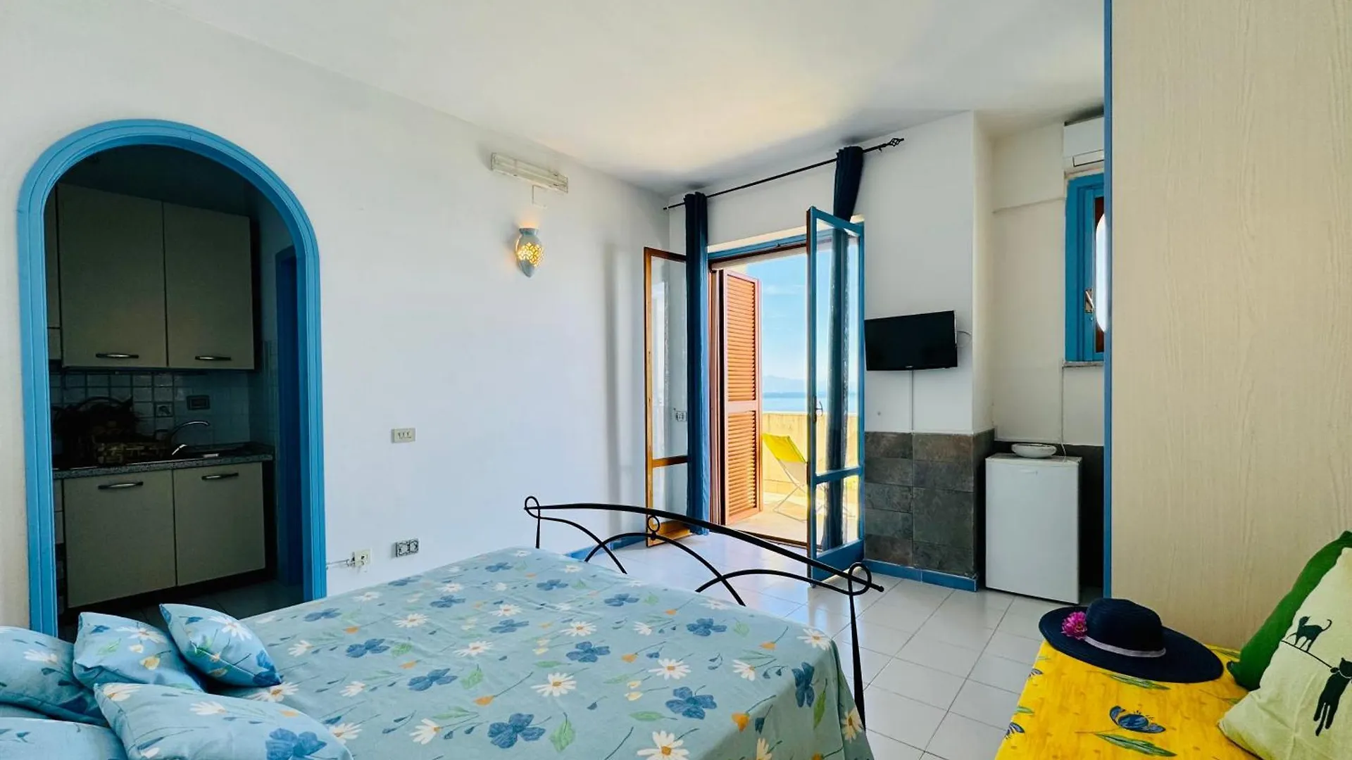 Yourhome - Dimora Di Mare Amalfi 0*,